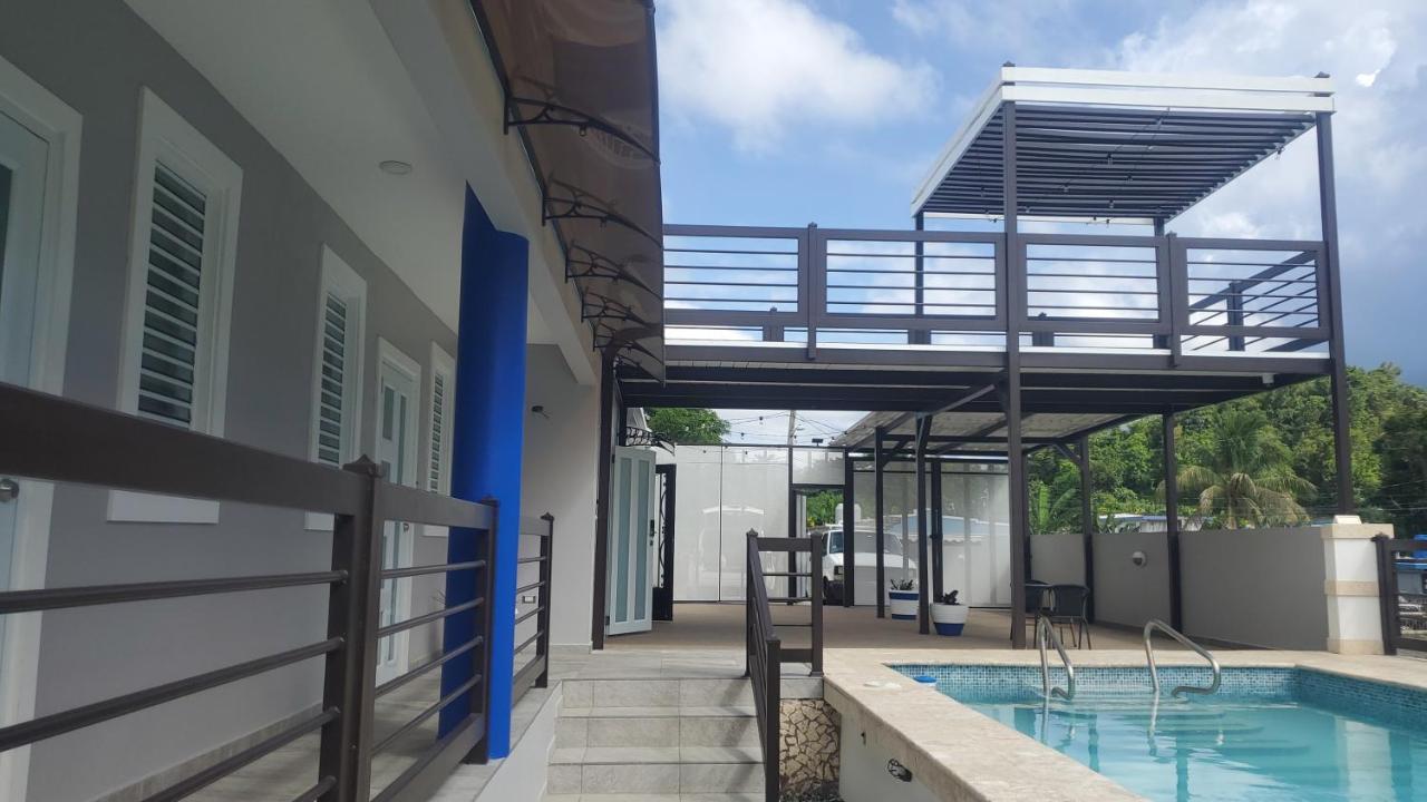 2 Palmas Str Ξενοδοχείο Aguadilla Εξωτερικό φωτογραφία