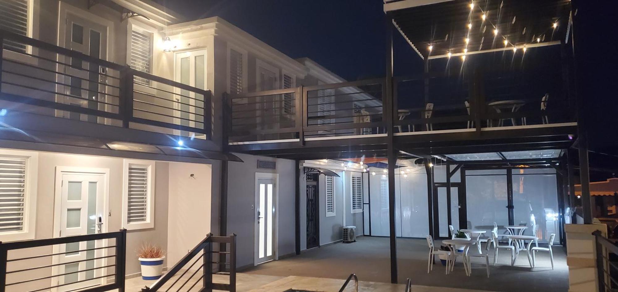 2 Palmas Str Ξενοδοχείο Aguadilla Εξωτερικό φωτογραφία